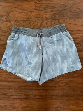New w/out Tags Women’s Patagonia Nine Trails Shorts